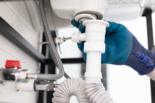 24/7 Emergency Pipe Repair experts in Van Dyne, WI